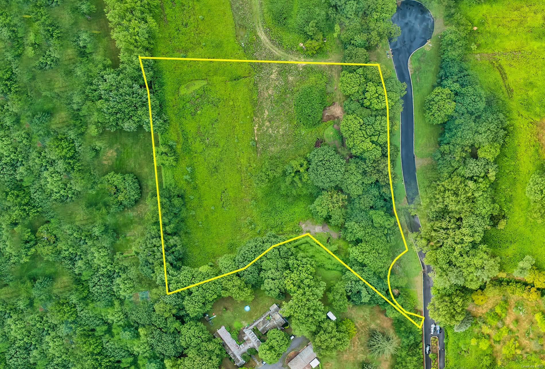 168 Hegemans Lane, Old Brookville, New York image 13