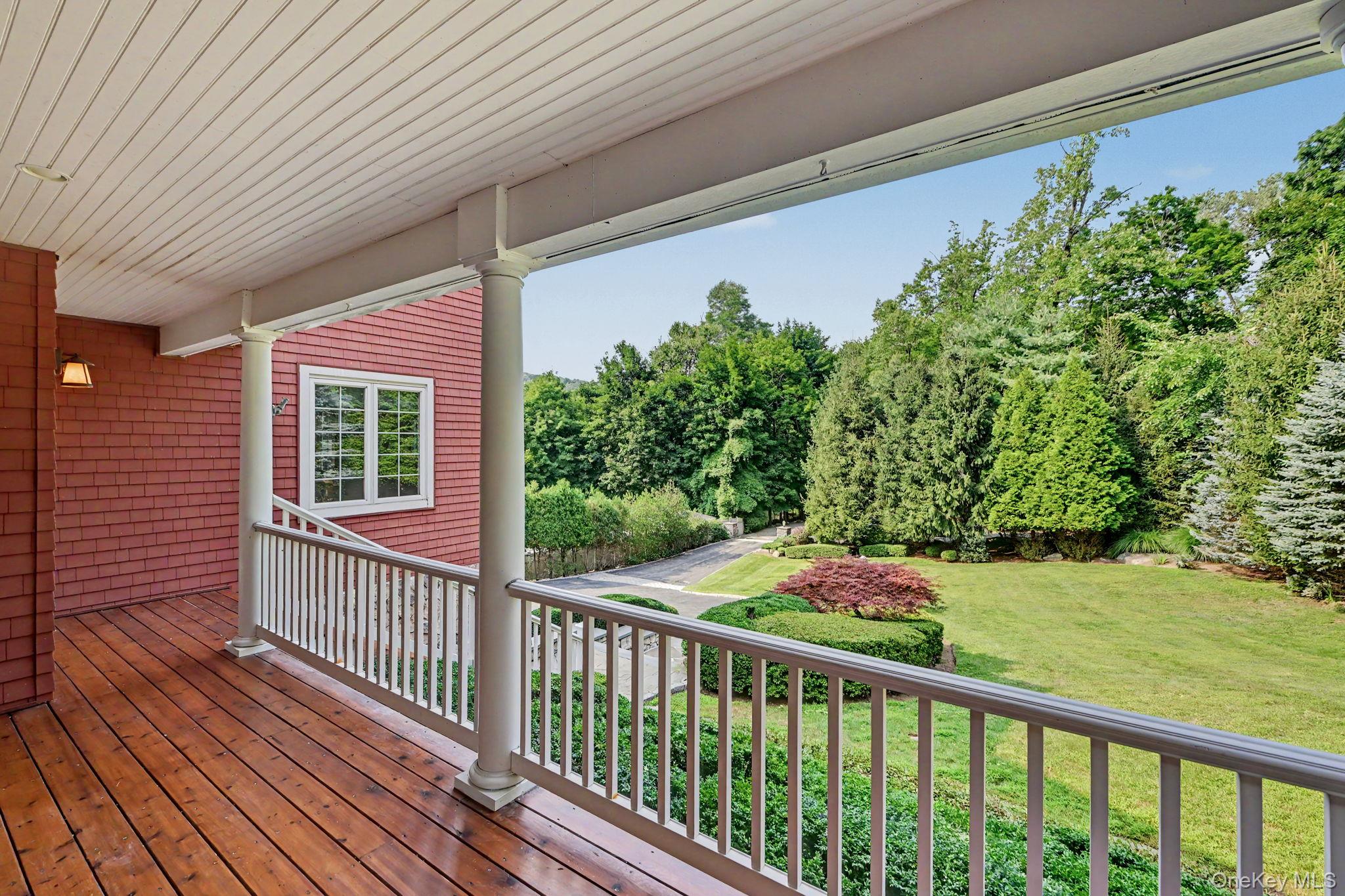 1800 Saw Mill River Road