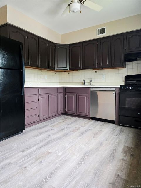 Photo of 198 Pointe Circle North Cir #198, Coram, NY 11727 (MLS # 902181)