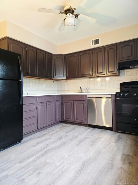 198 Pointe Circle North Unit 198, Coram, NY 11727 - MLS#: 902181