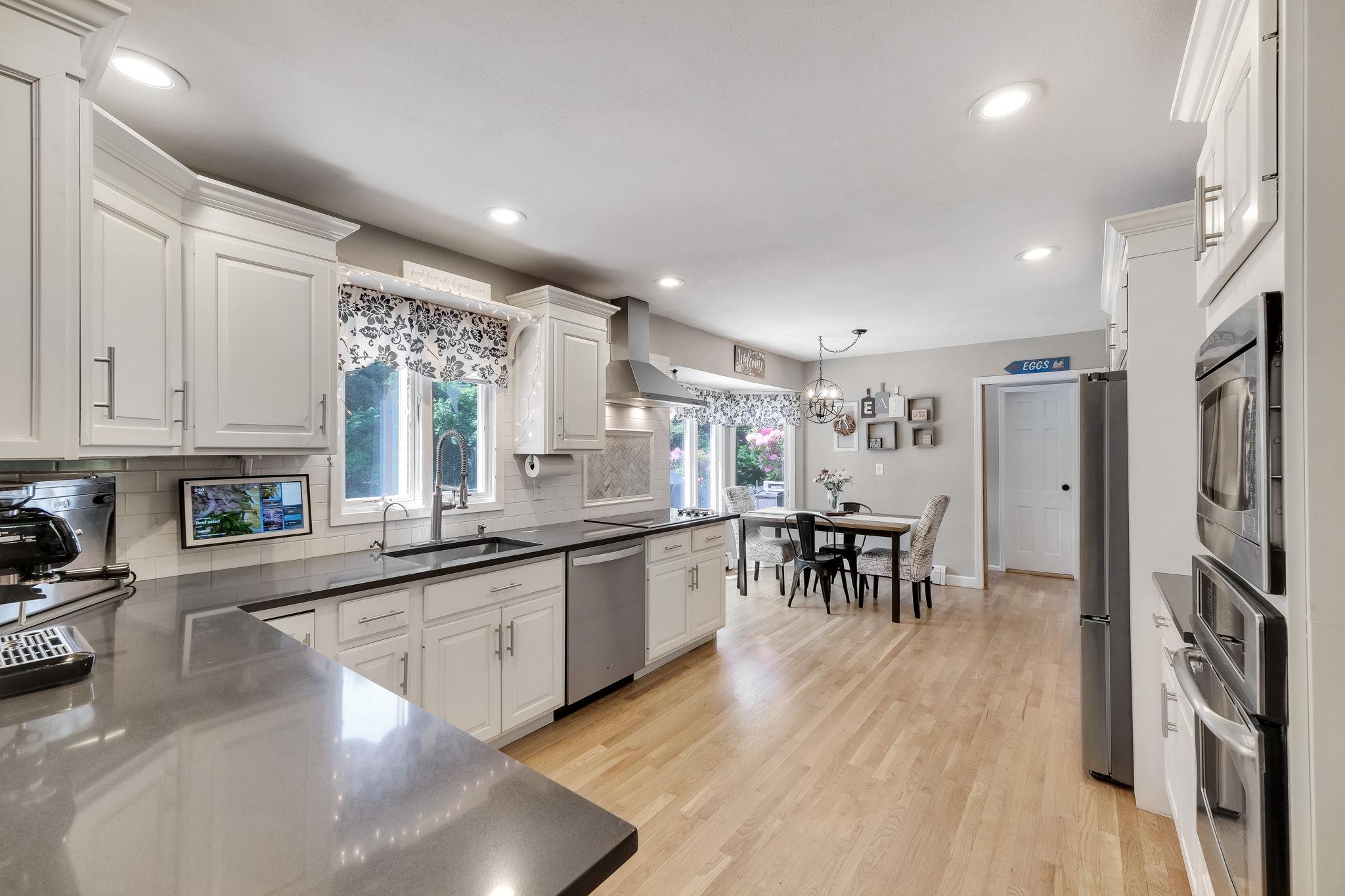 31 Blinker Light Road, Stony Brook, New York image 29