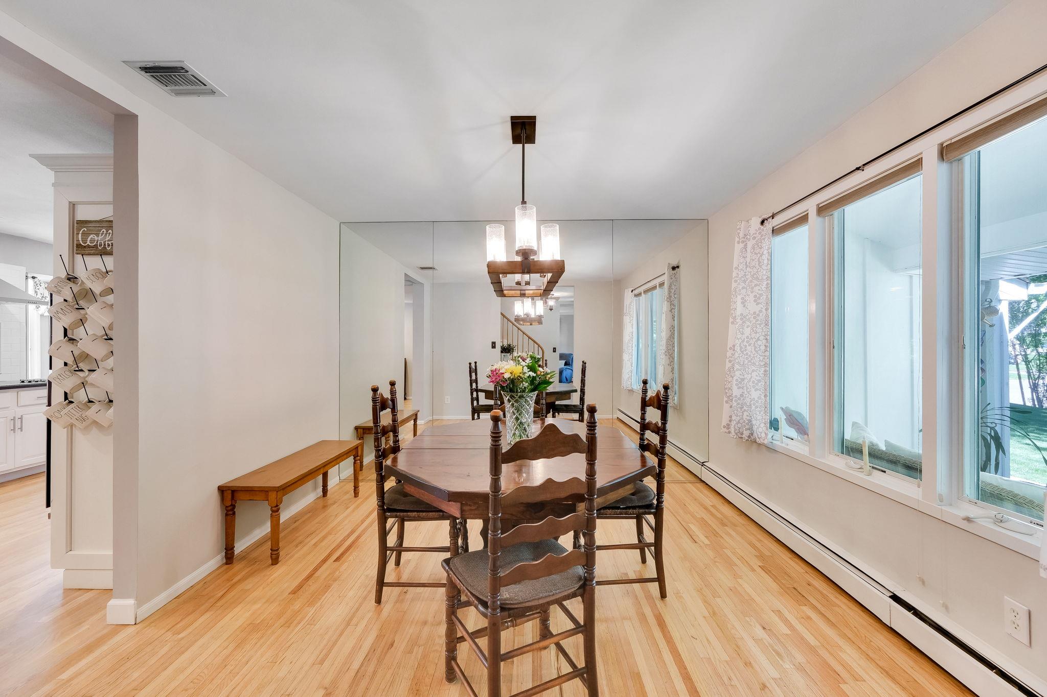 31 Blinker Light Road, Stony Brook, New York image 21