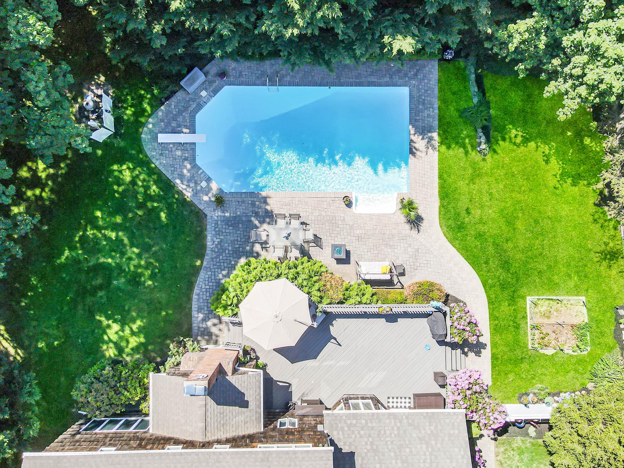 31 Blinker Light Road, Stony Brook, New York image 15