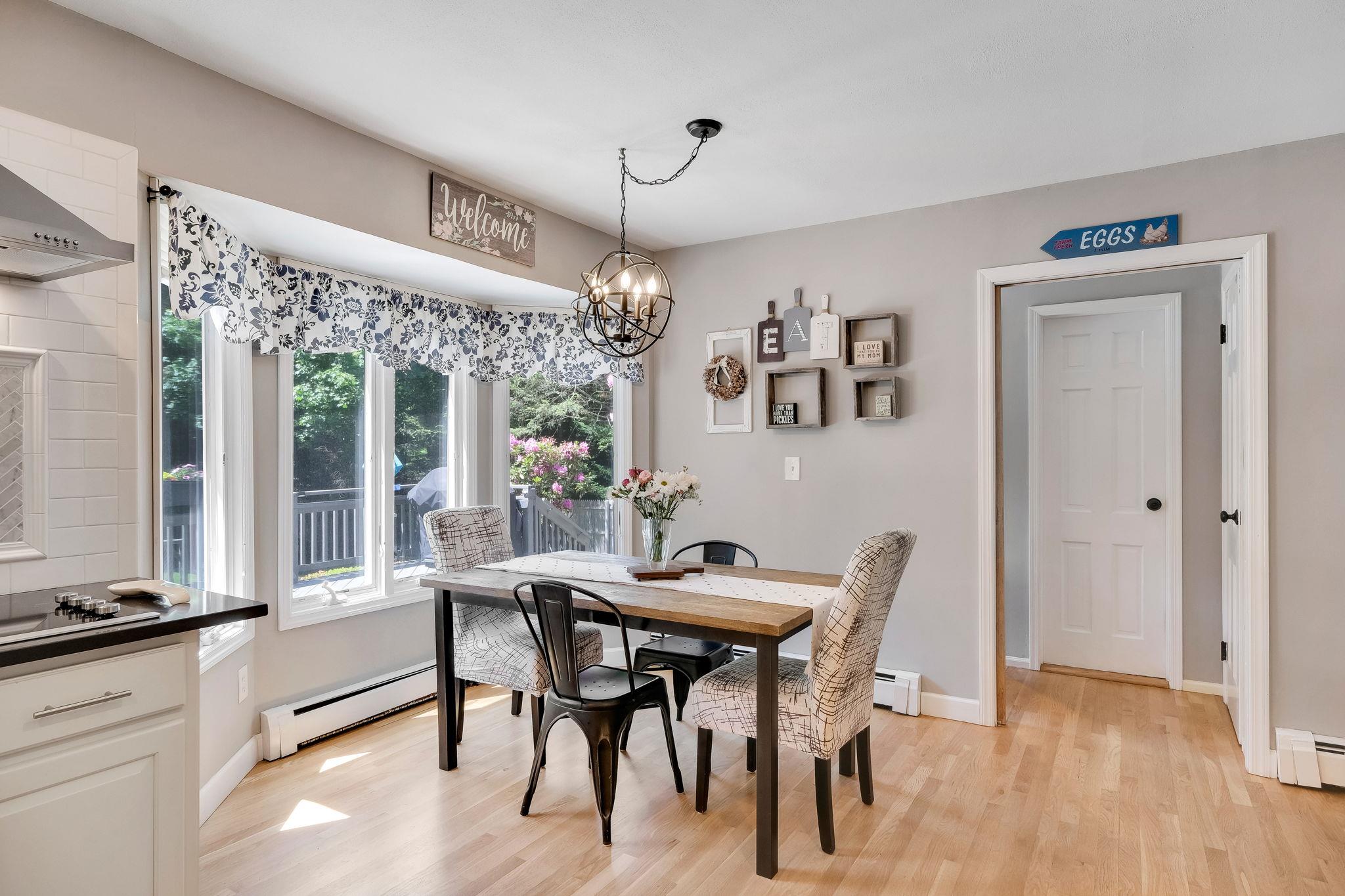 31 Blinker Light Road, Stony Brook, New York image 32