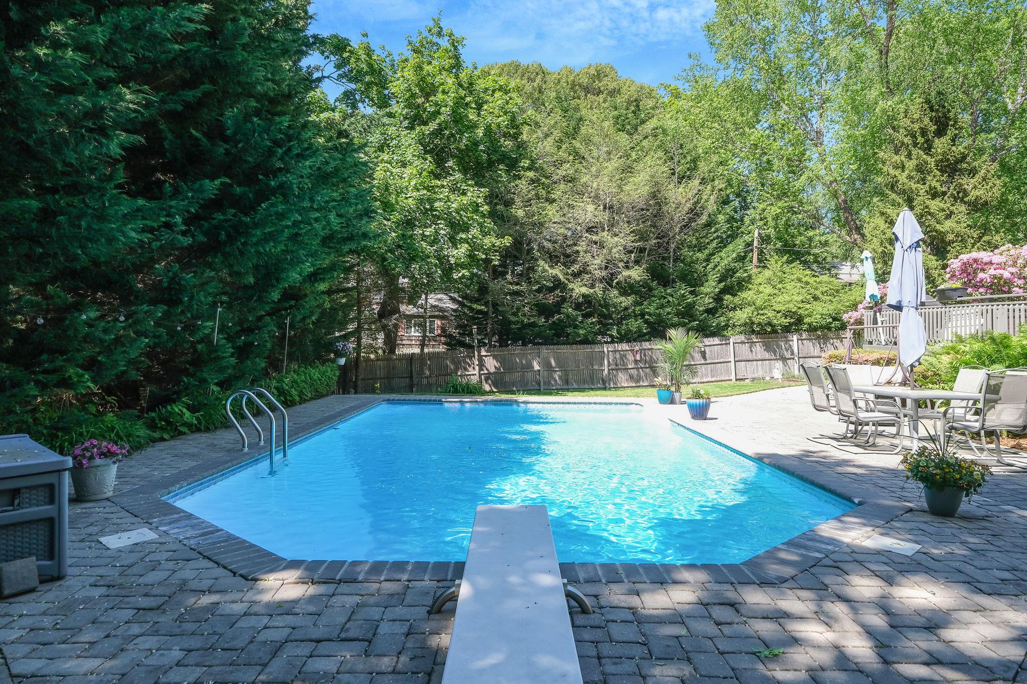 31 Blinker Light Road, Stony Brook, New York image 11