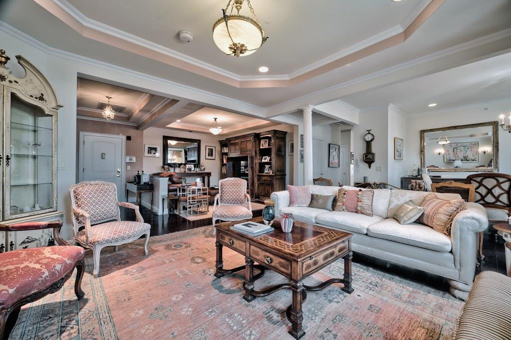 356 Trotting Lane, Westbury, New York image 6
