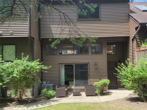 Condo For Sale - 42 Tulip Court<br/> Rockland County, Nanuet, NY 10954