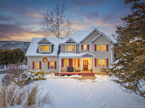 72 Coppergate Lane Warwick NY 10990