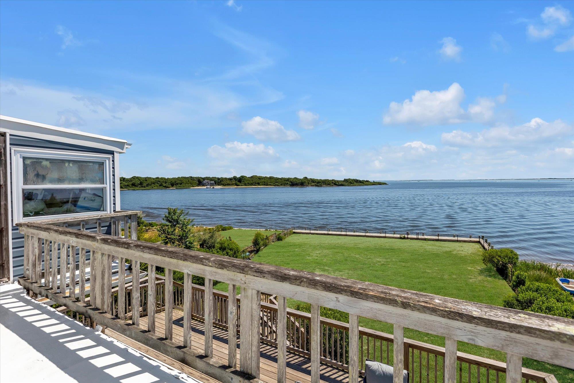 55 Oceanview Drive, Mastic Beach, New York image 24