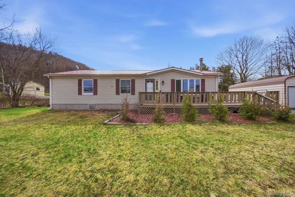 Photo of 32 Meadow Street, Livingston Manor, NY 12758 (MLS # 988294)