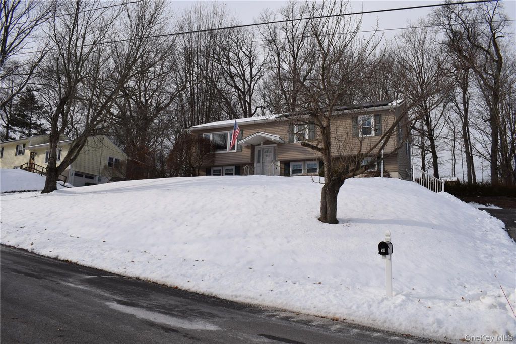 Photo of 50 Scott Drive, Wappingers Falls, NY 12590 (MLS # 947477)