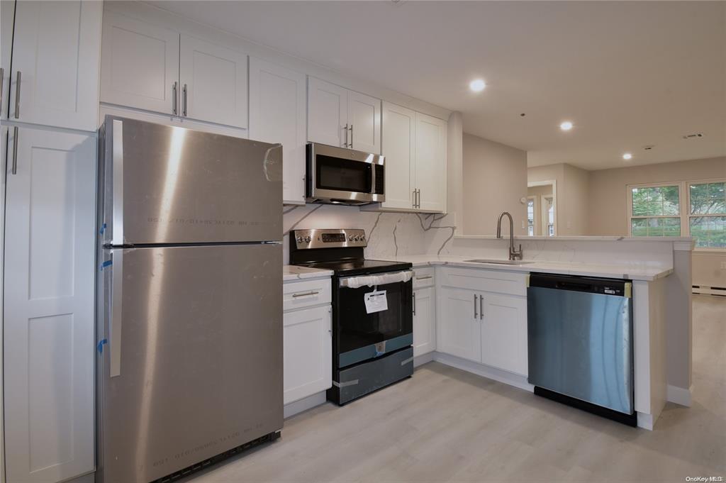 332 C Woodbridge Drive #WOODBRIDGE DR, Ridge, New York image 3