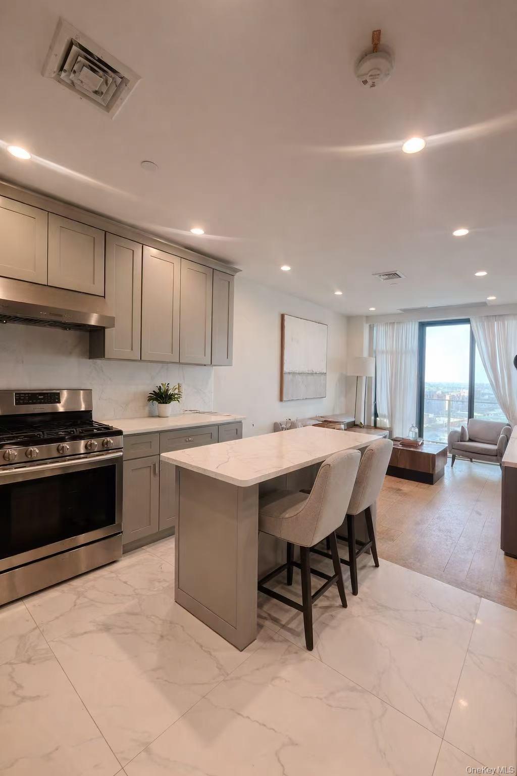 141-26 Northern Boulevard 10B