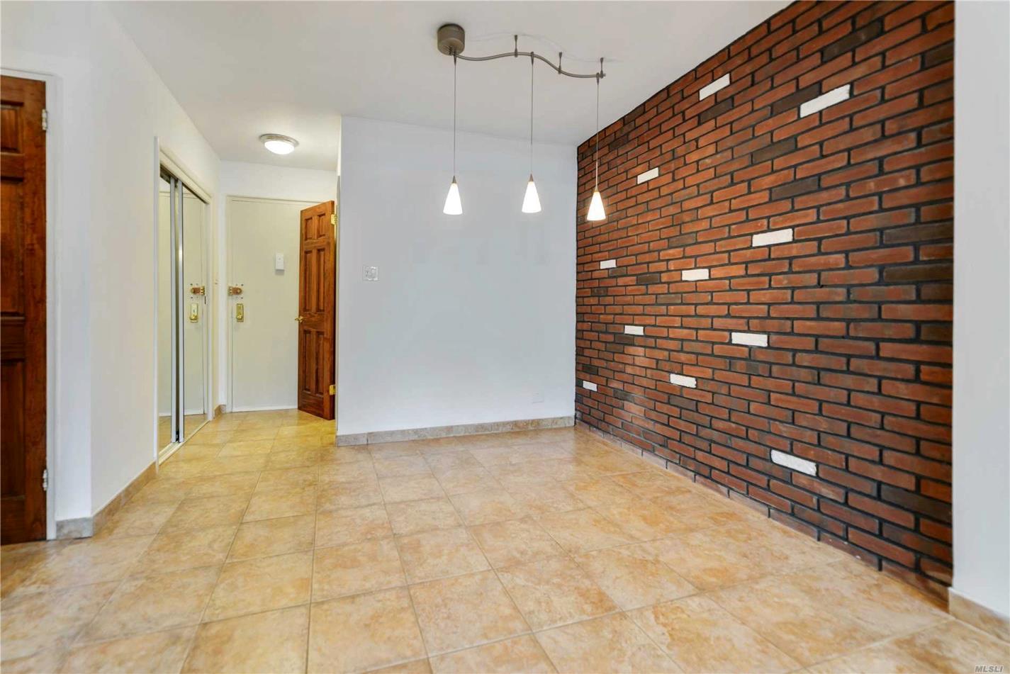 226-26 Union Turnpike #1E, Oakland Gardens, New York image 3