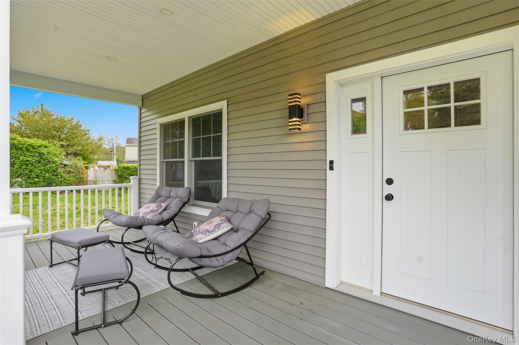 33 Howland Avenue