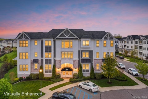 Condo For Sale - 12103 Aspenwood Drive<br/> Plainview, NY 11803
