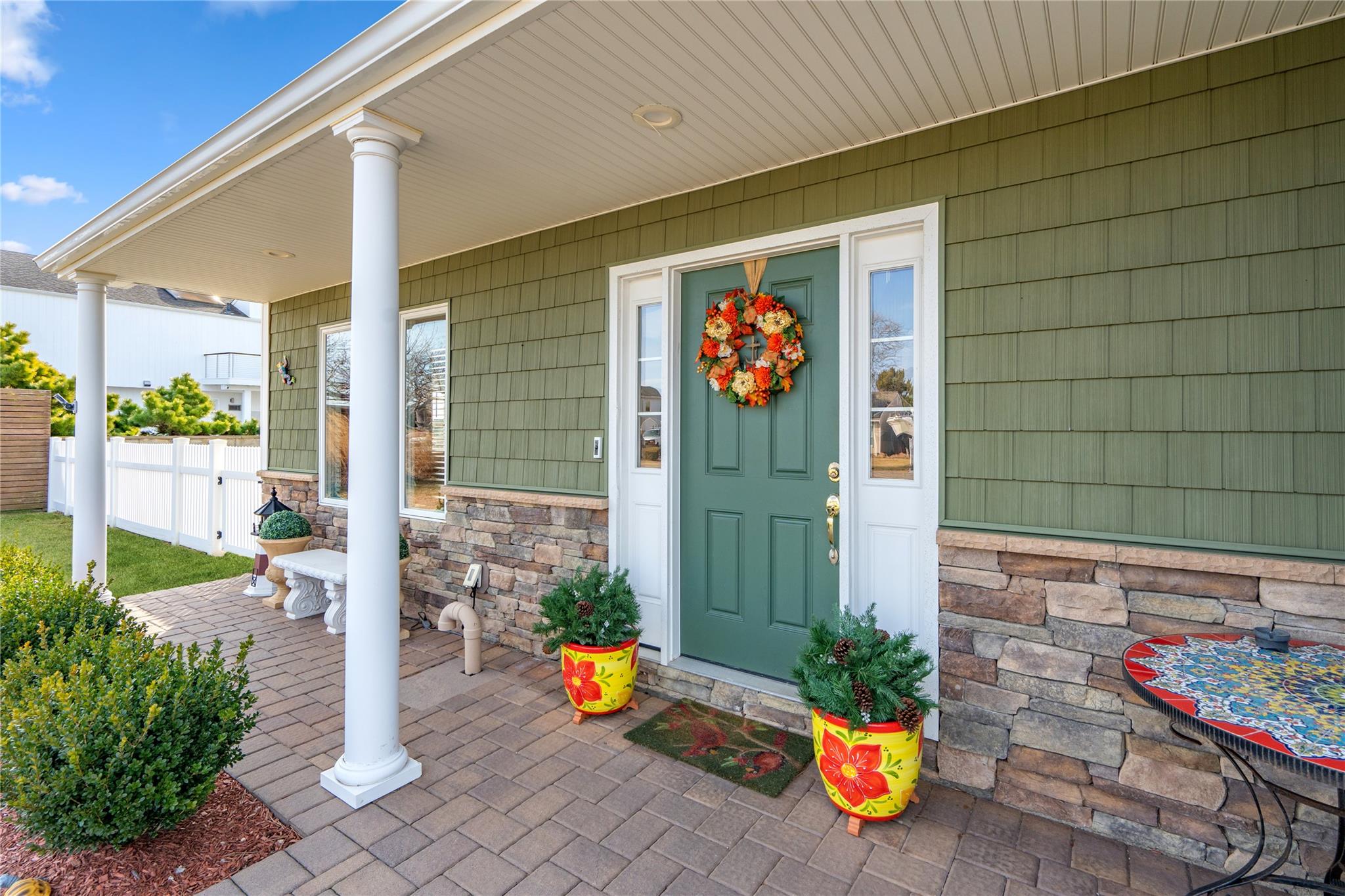 77 Shore Drive, Copiague, New York image 5