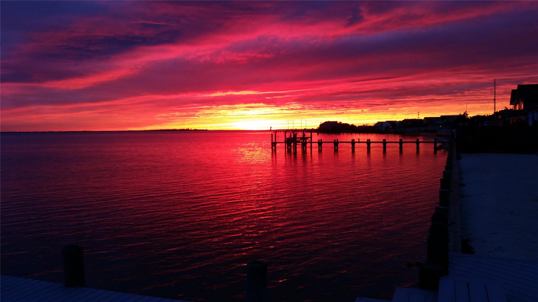 77 Shore Drive, Copiague, New York image 39