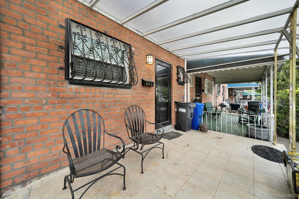 Photo of 963 Schenck Avenue, Brooklyn, NY 11207 (MLS # 994327)