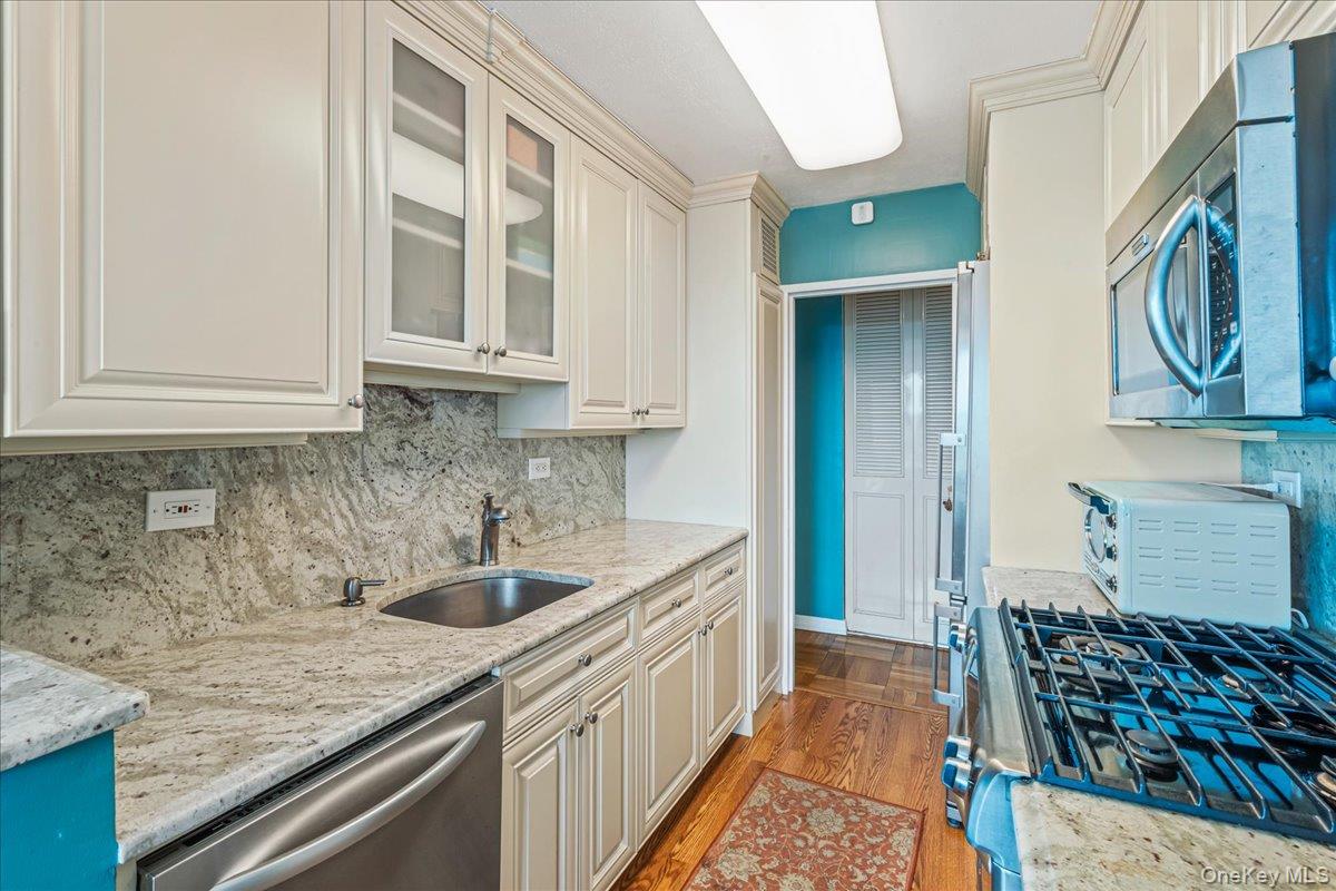 17-85 215th Street 11S