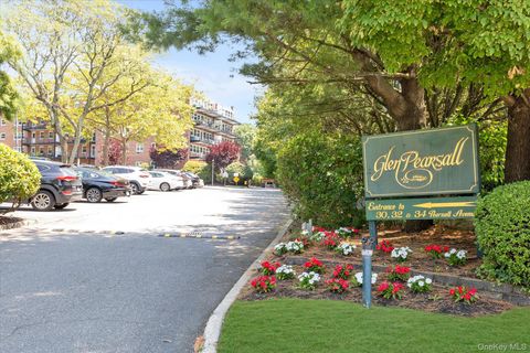 Homes For Sale - 32 Pearsall Avenue #3F<br/> Glen Cove, NY 11542