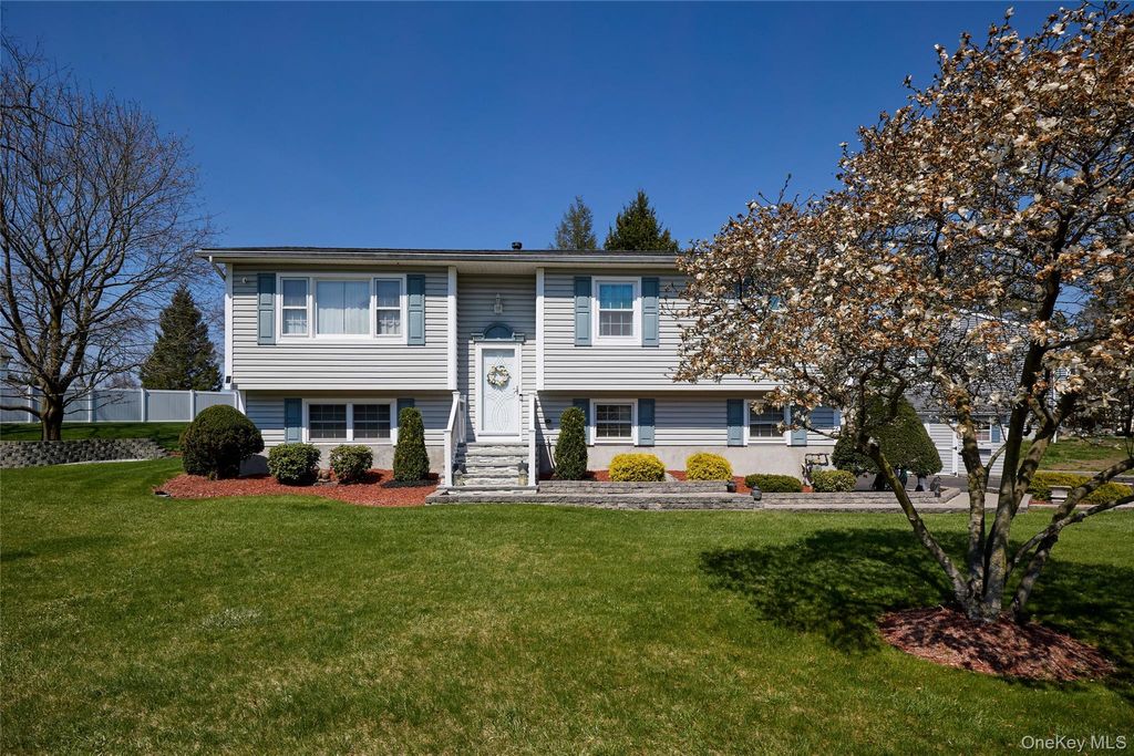 Photo of 1 Nancy Aleen Drive, Wappingers Falls, NY 12590 (MLS # 983396)