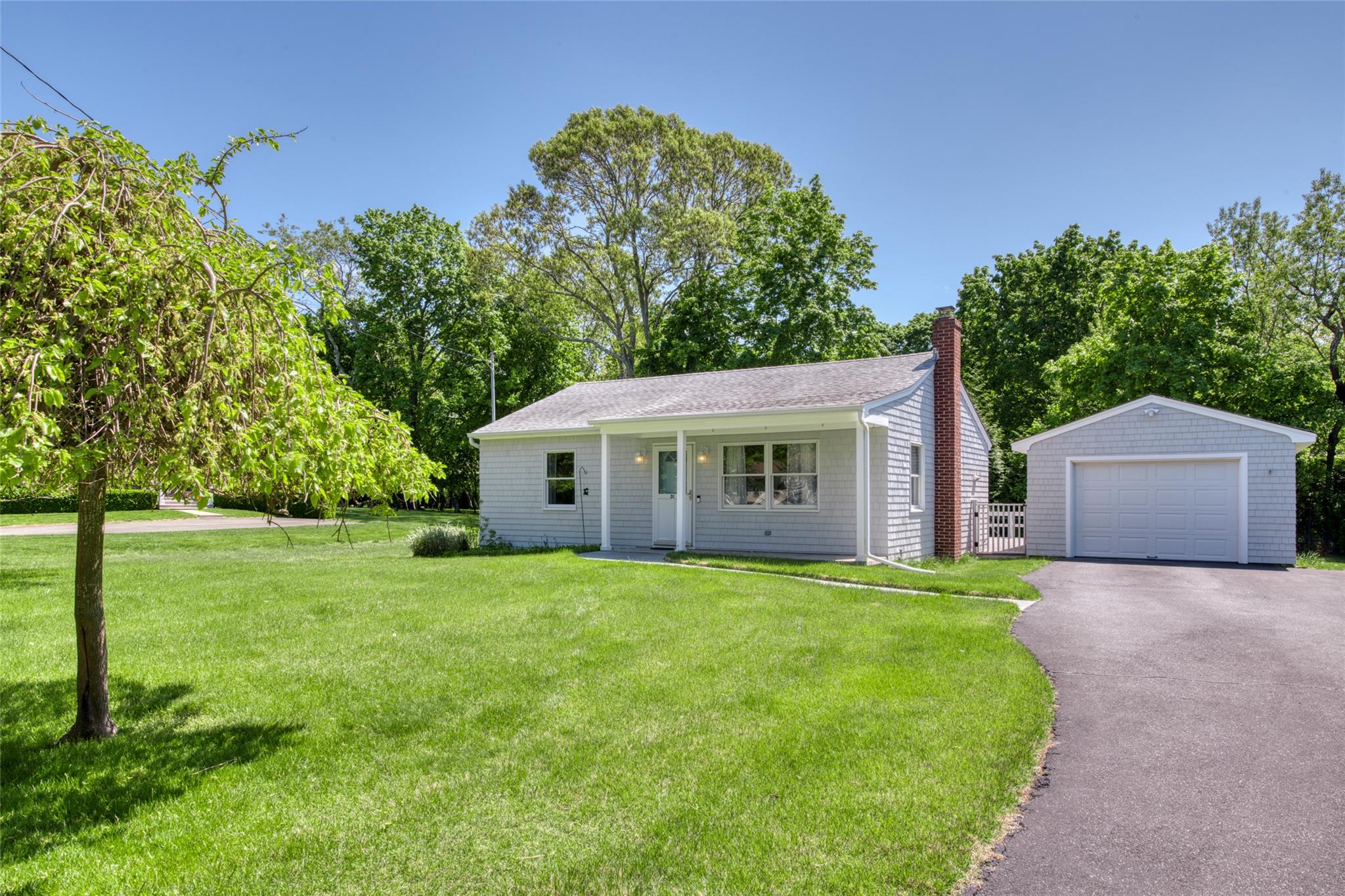 31 Bayberry Lane, Sag Harbor, New York image 1