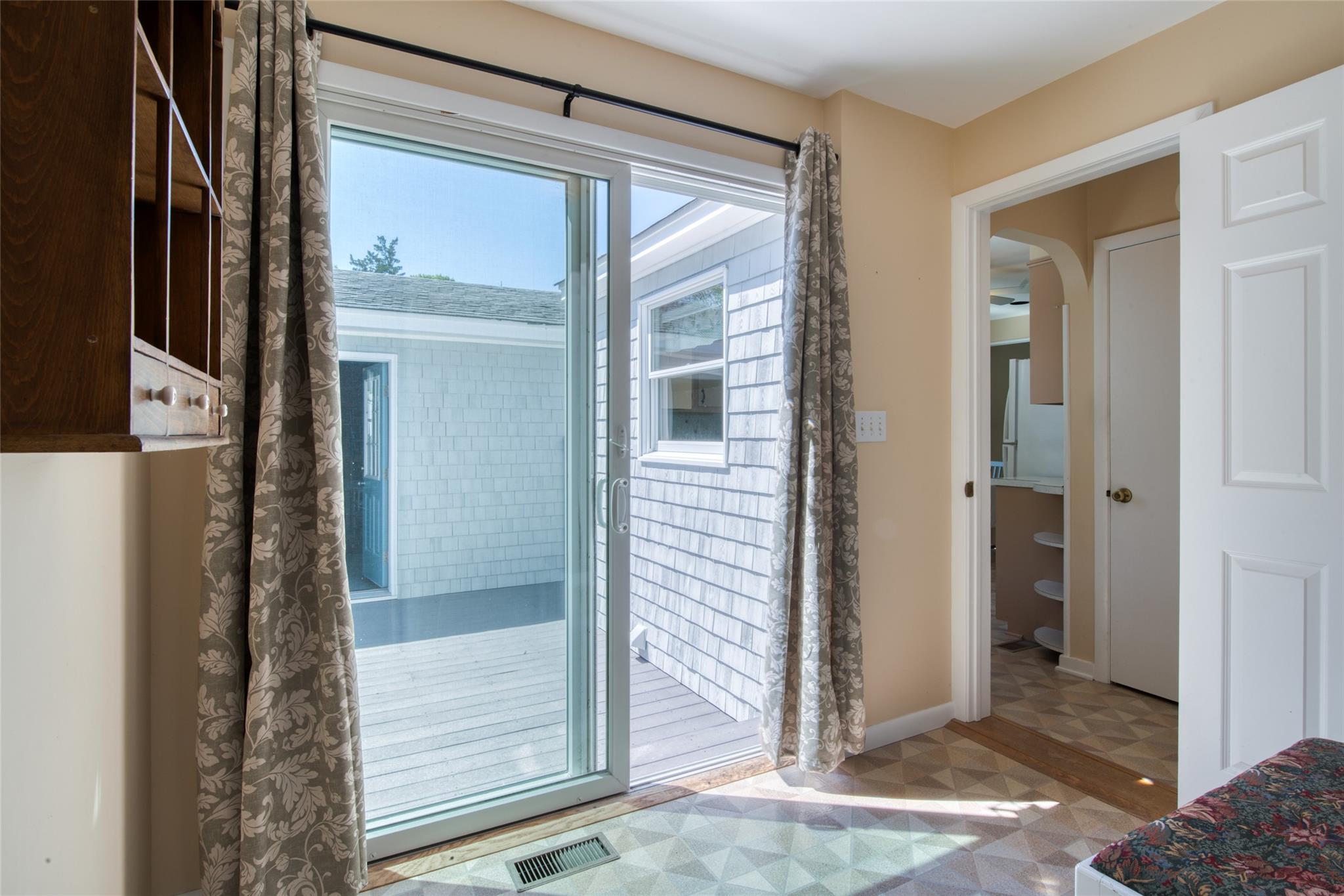 31 Bayberry Lane, Sag Harbor, New York image 6