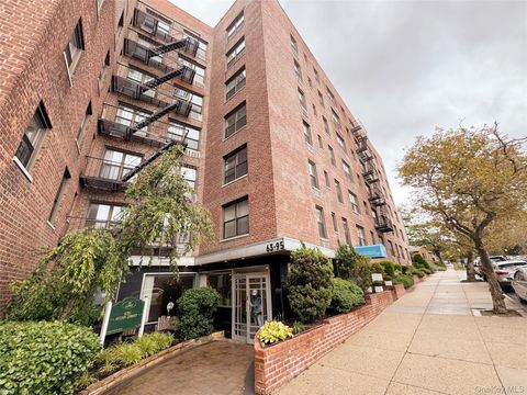 Photo of 6395 Austin Street #2F, Rego Park, NY 11374 (MLS # 924375)