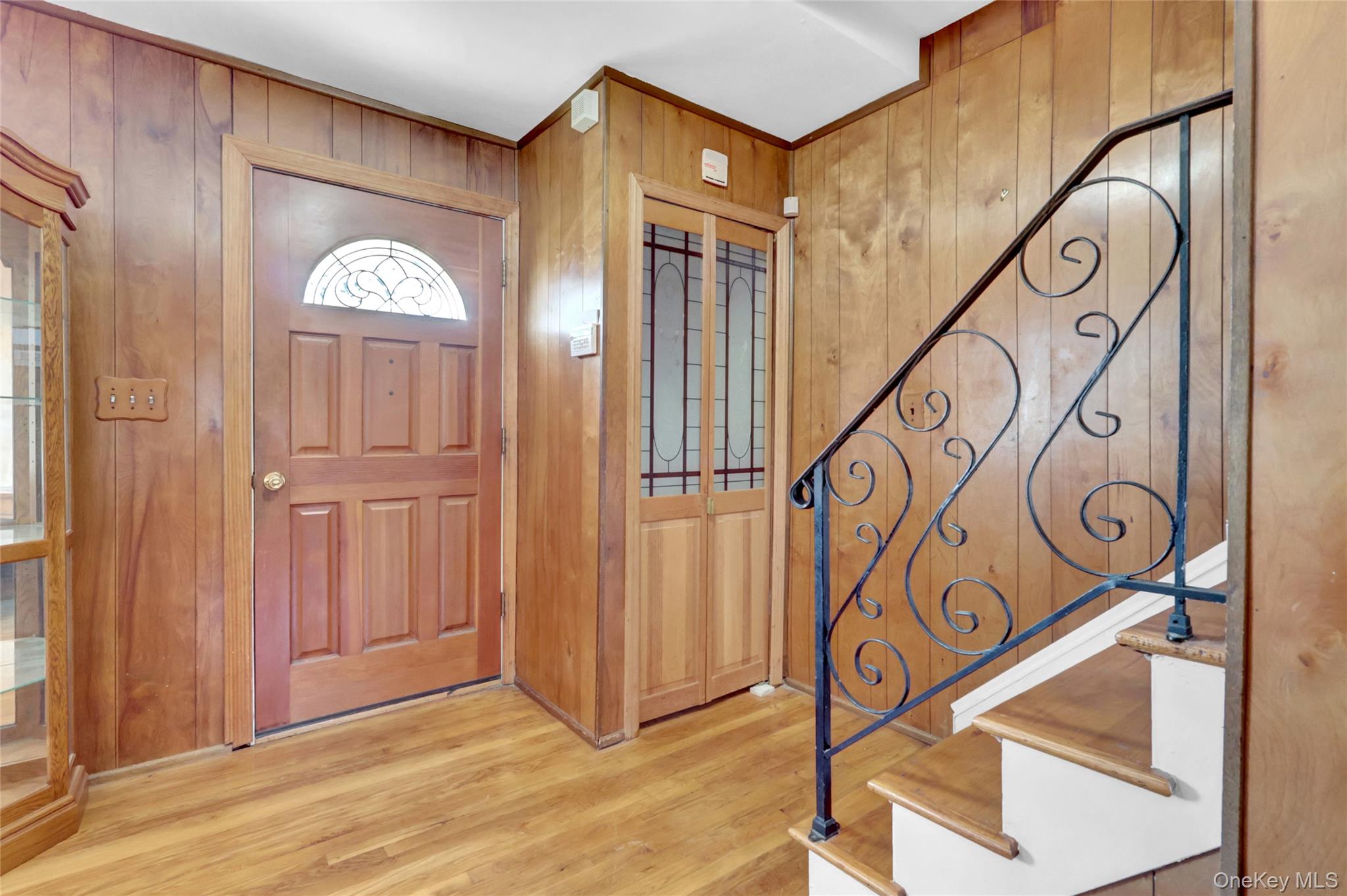211 Lynbrook Street