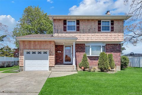 211 Lynbrook Street Islip Terrace NY 11752