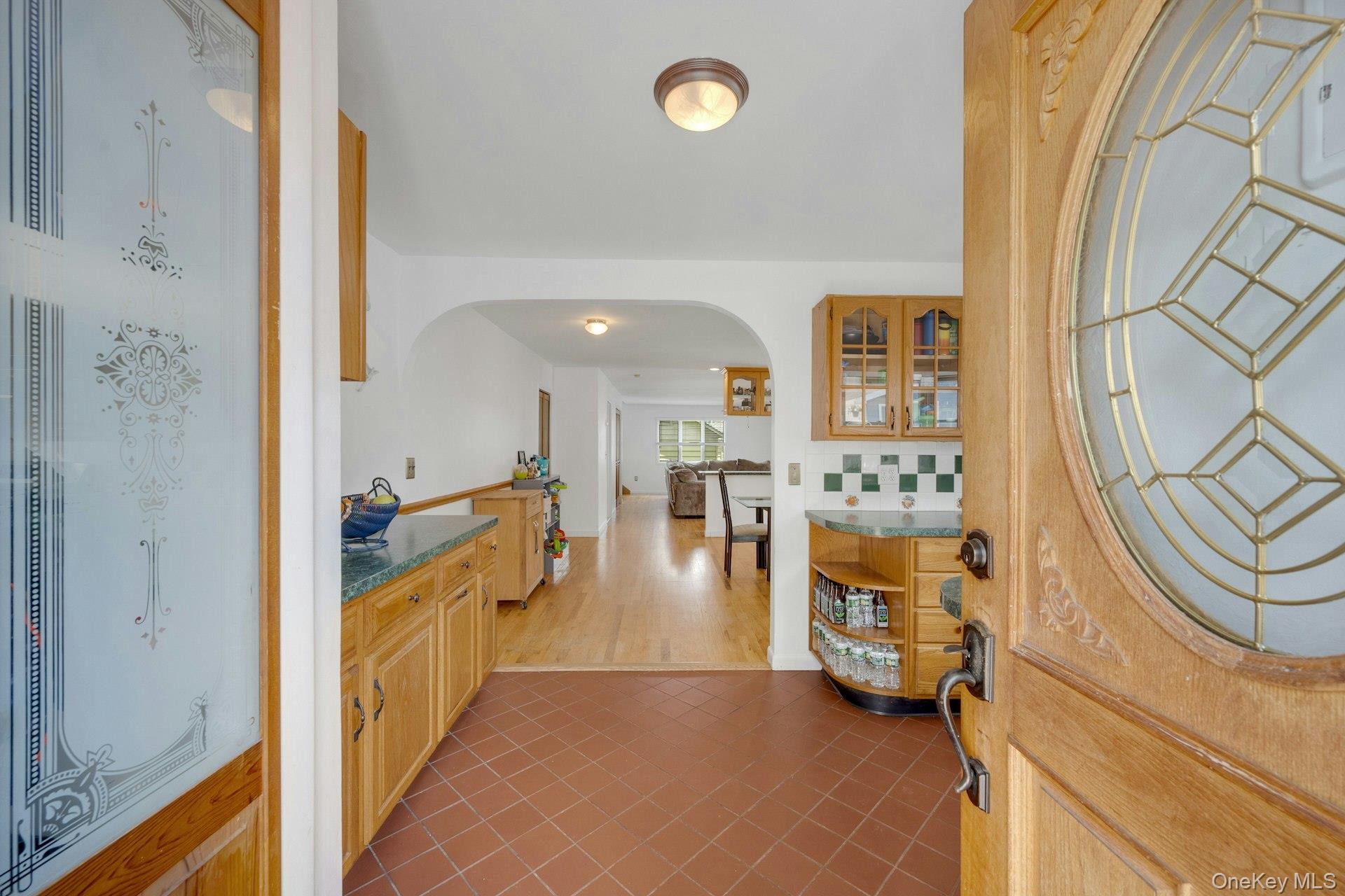 48 B Edgewater Park B