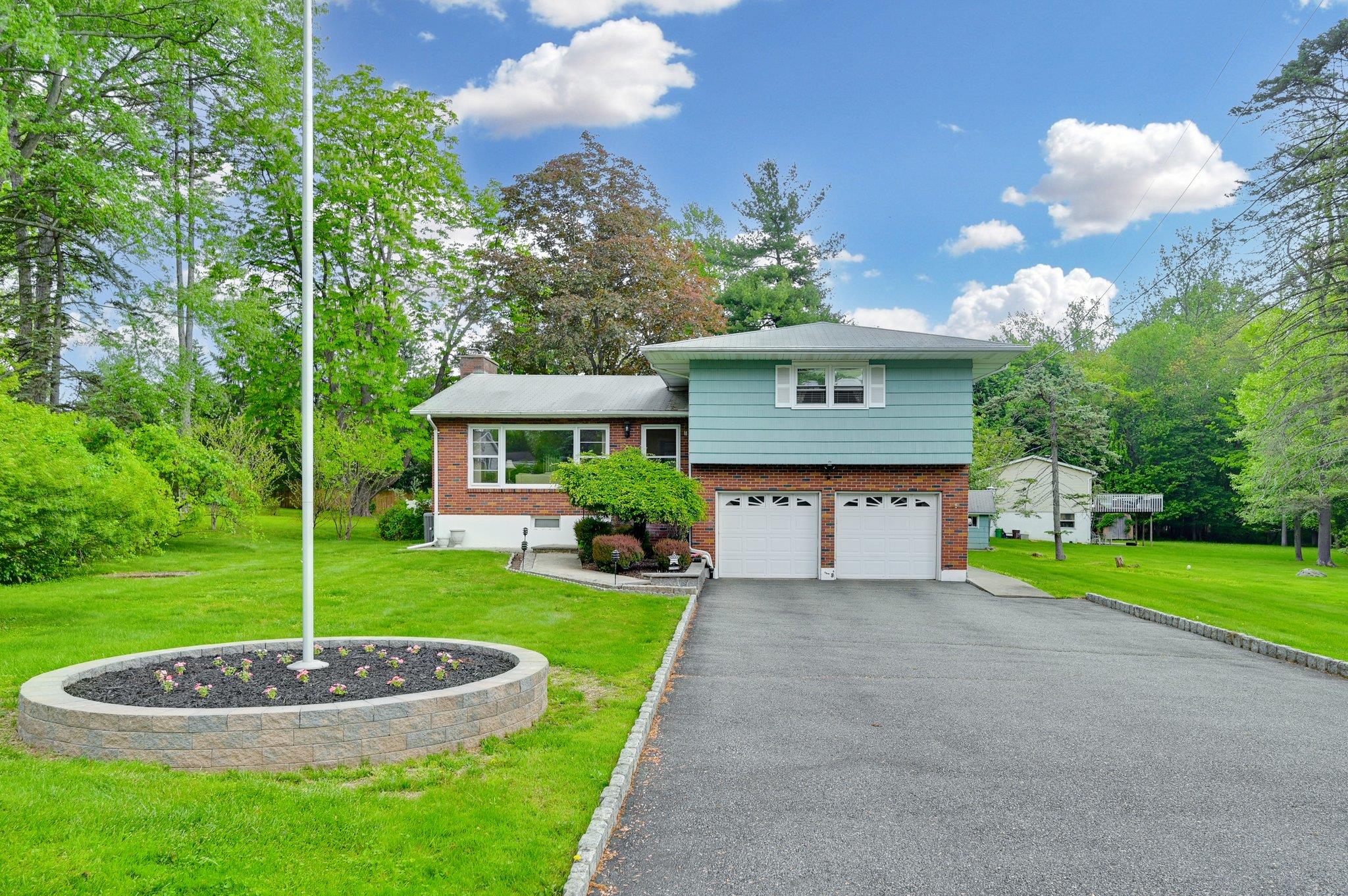 24 Westview Avenue, Congers, New York image 4