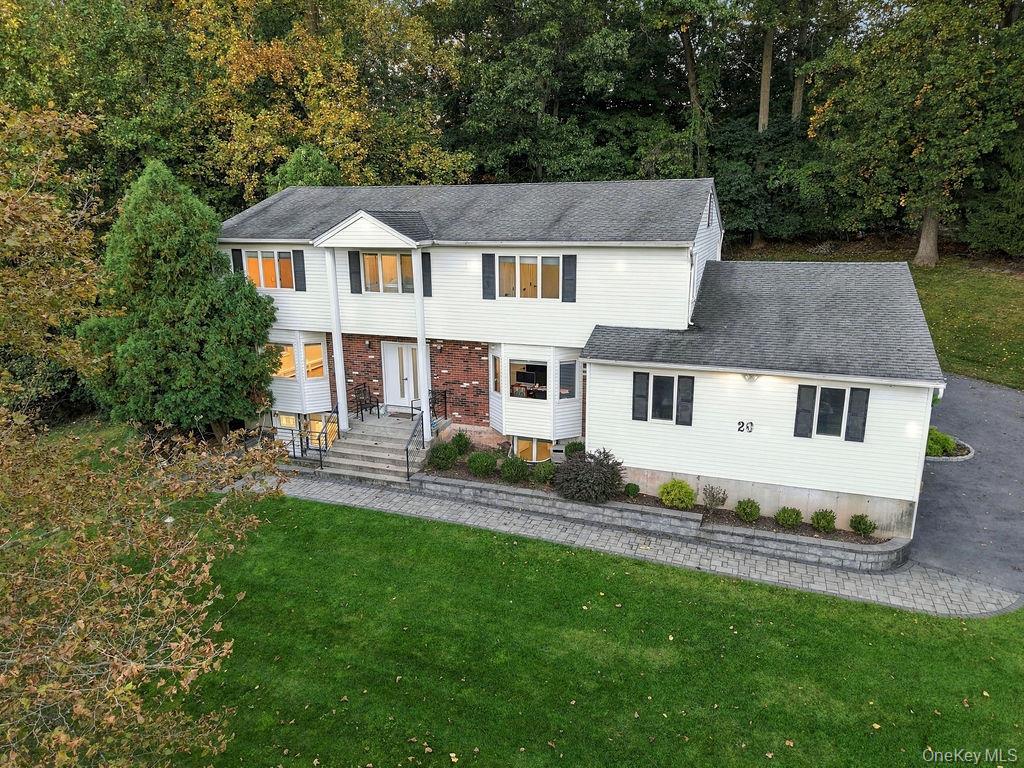 20 Algonquin Circle