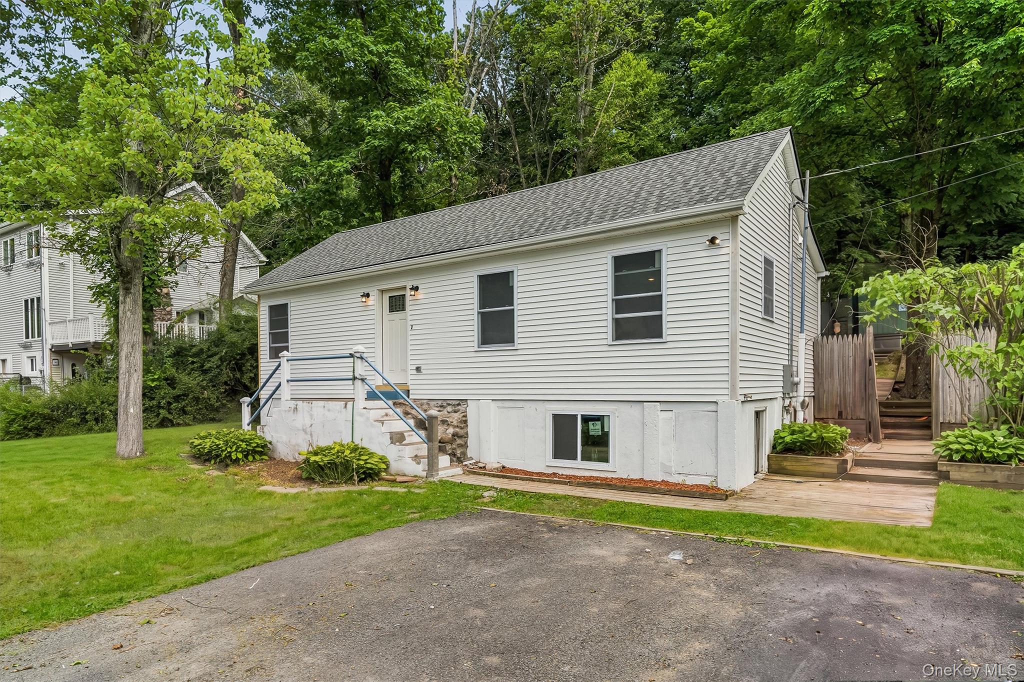 11 Sylvan Trail