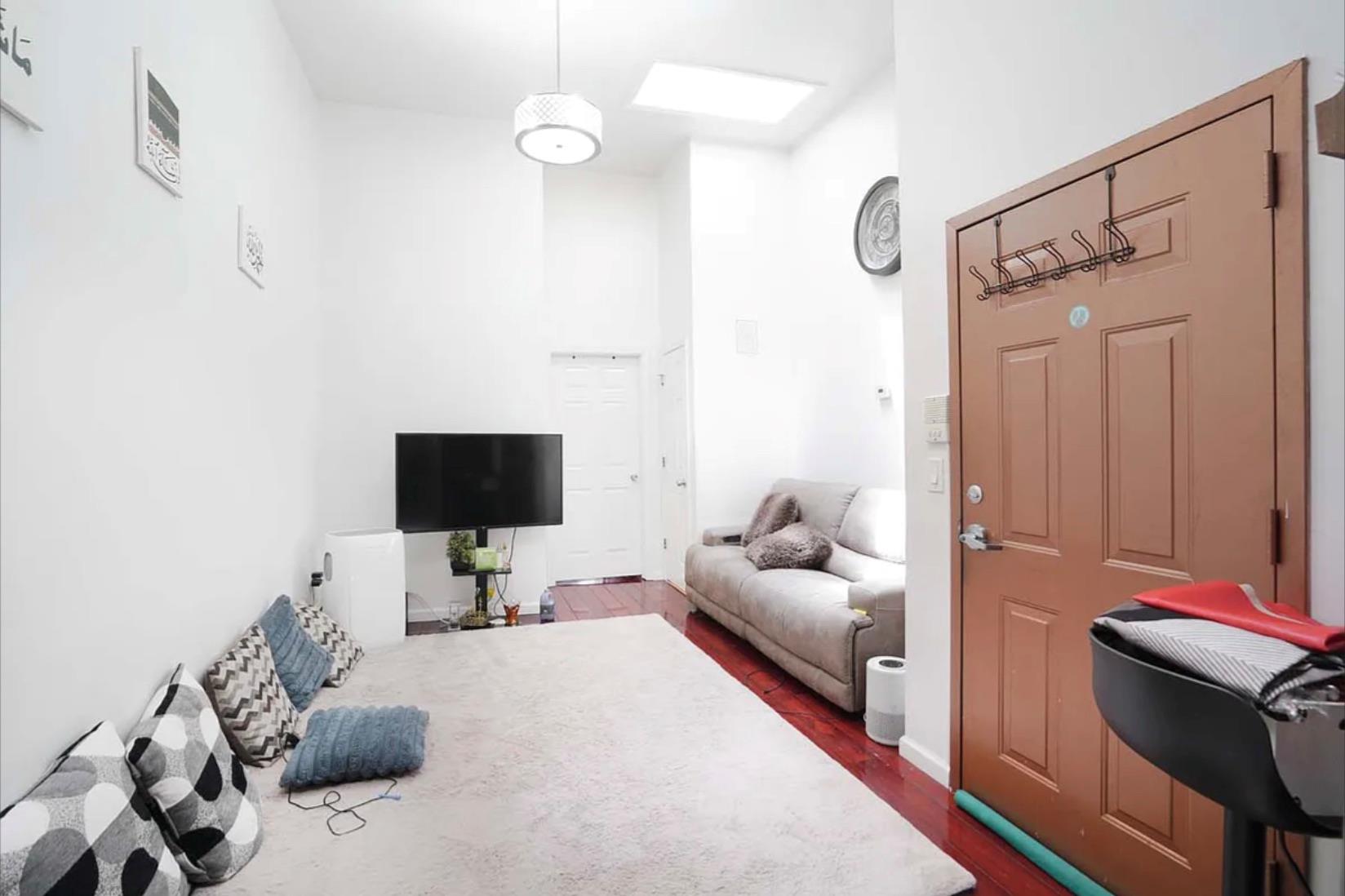 29-15 Astoria Boulevard 1
