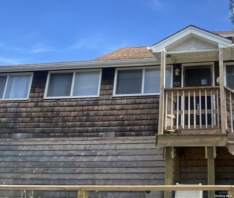 Homes For Rent - 921 Evergreen Walk<br/> Suffolk County, Ocean Beach, NY 11770