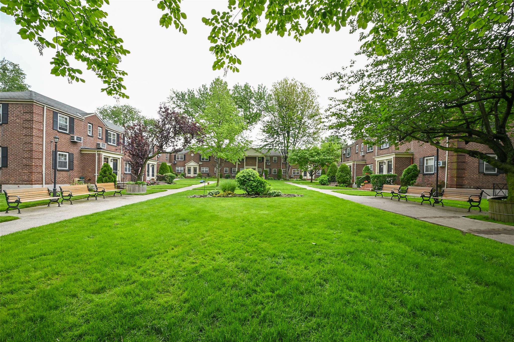 69-27 210 Street #2, Oakland Gardens, New York image 12