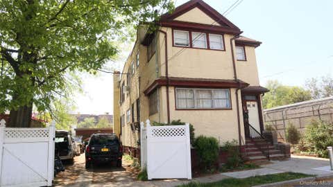 Multifamily For Sale - 86-36 136th Street<br/> Richmond Hill, NY 11418