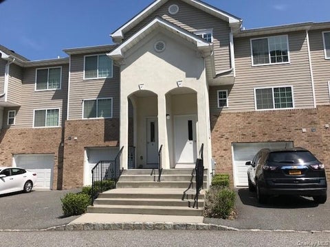 Apartment For Rent - 32 Stevens Place #32<br/> Suffolk County, Coram, NY 11727