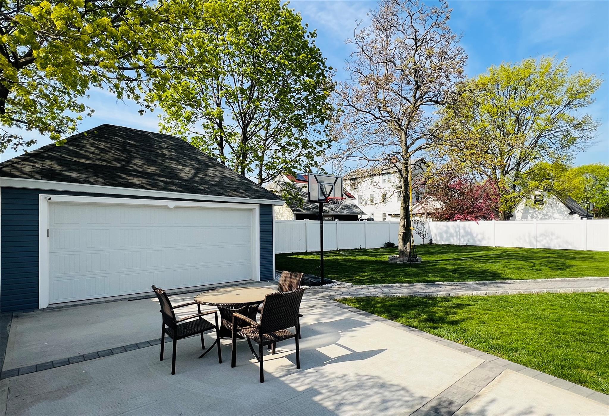 49 Marvin Avenue, Hempstead, New York image 13