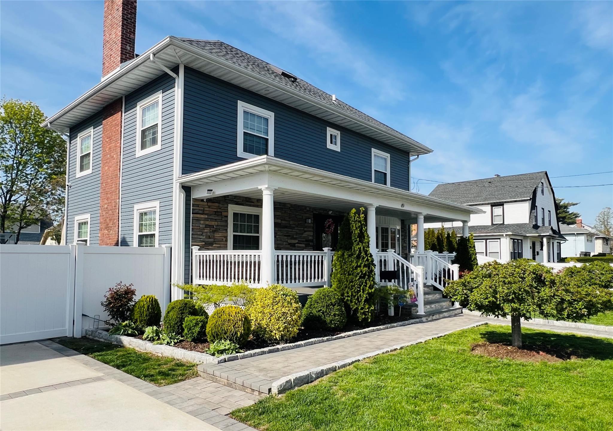 49 Marvin Avenue, Hempstead, New York image 2
