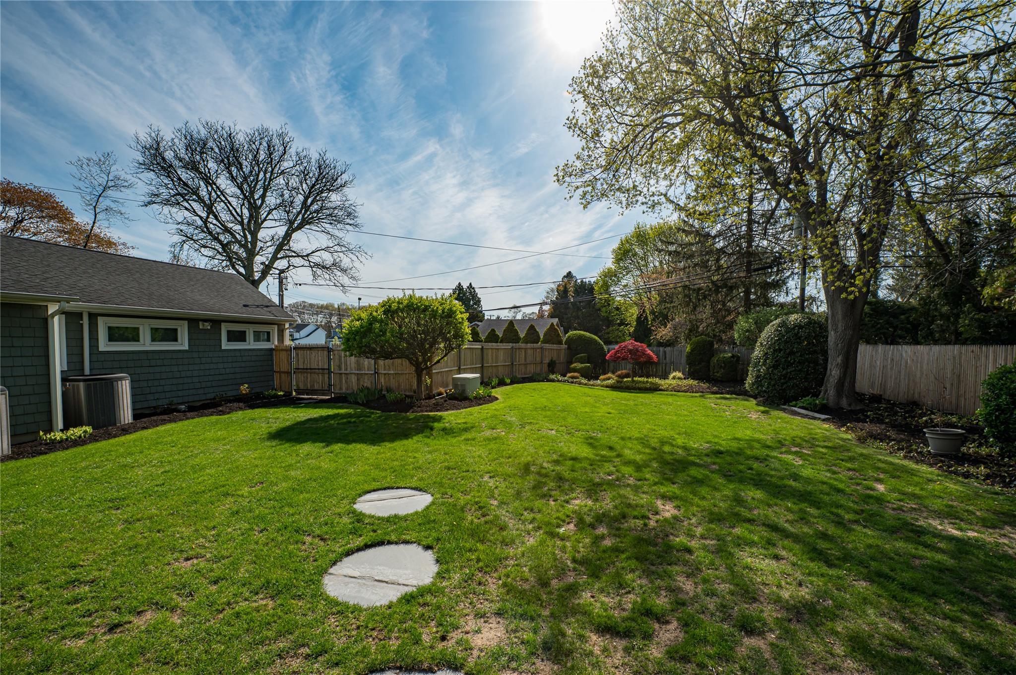 31 Burr Road, East Northport, New York image 43