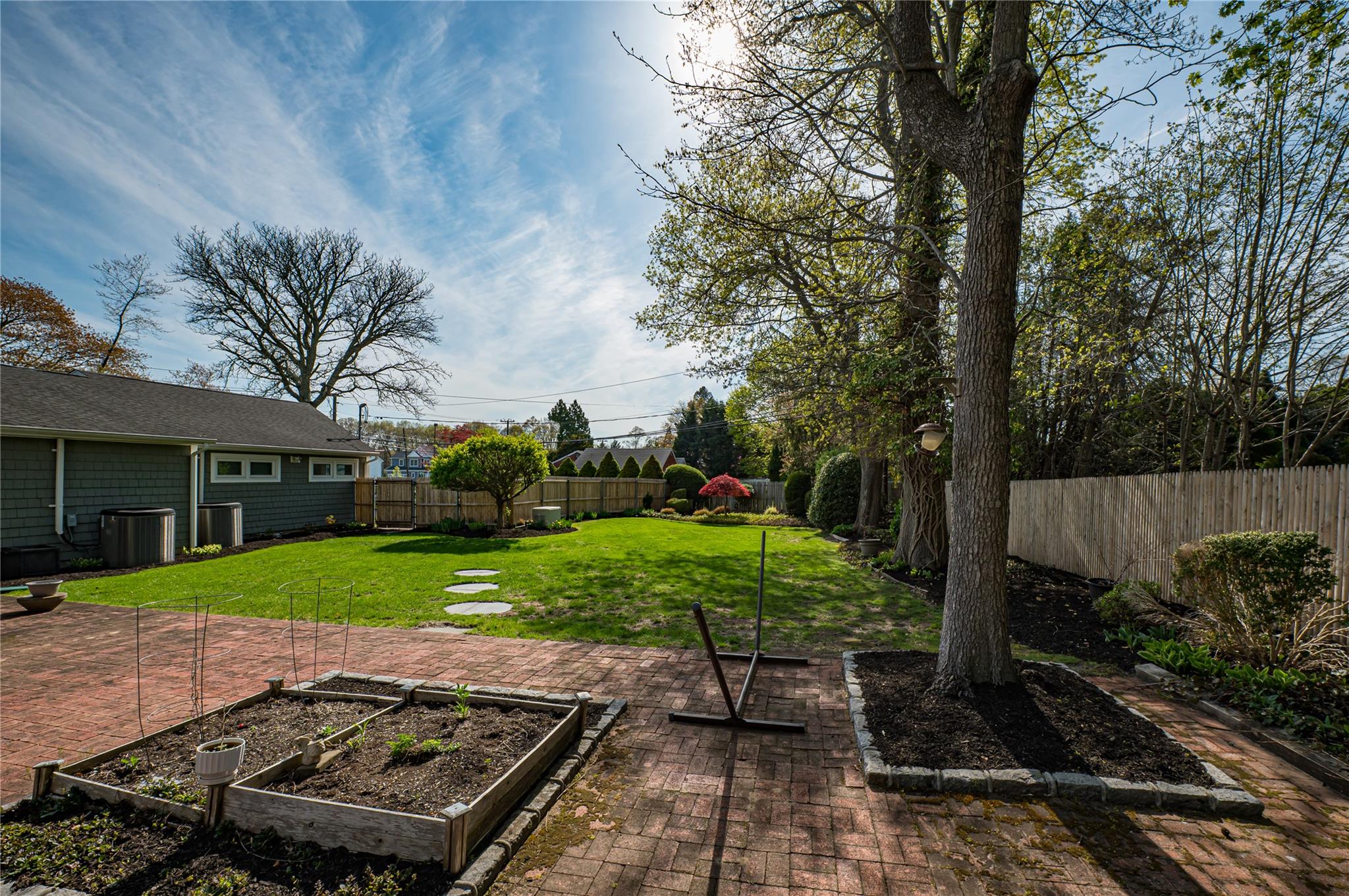31 Burr Road, East Northport, New York image 42