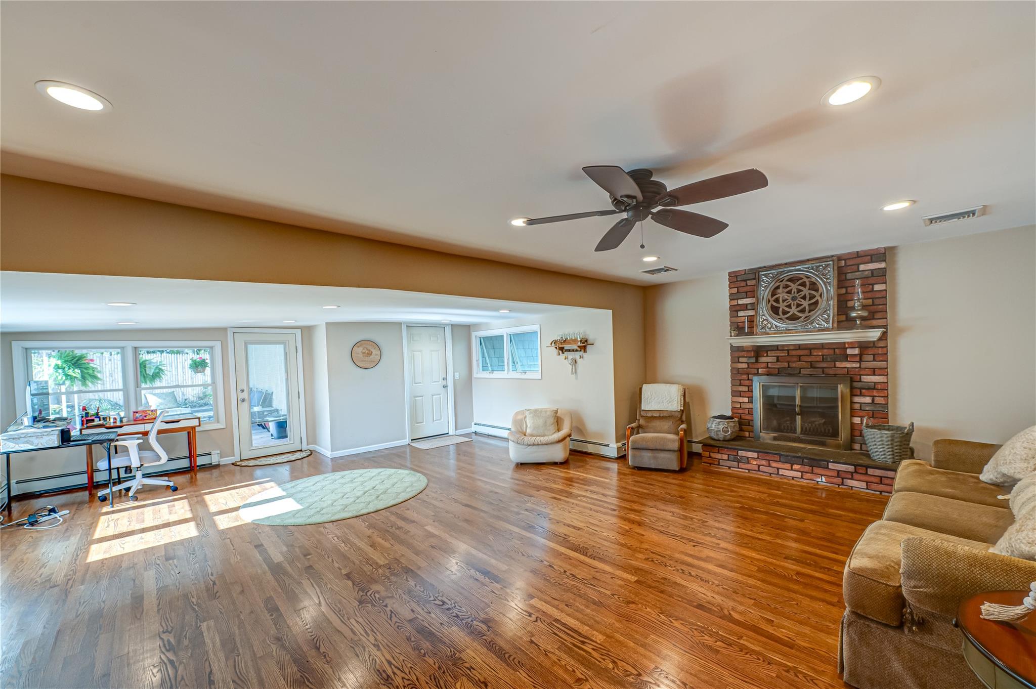 31 Burr Road, East Northport, New York image 15