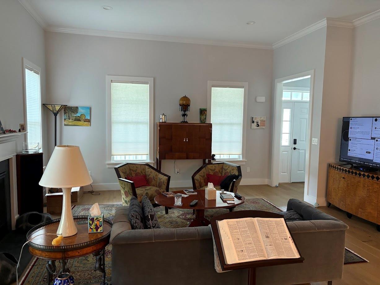 11 Schuyler Dr