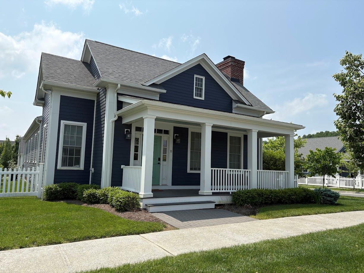 Schuyler Dr Dr, Red Hook, New York - 2 Bedrooms  
2 Bathrooms  
7 Rooms - 