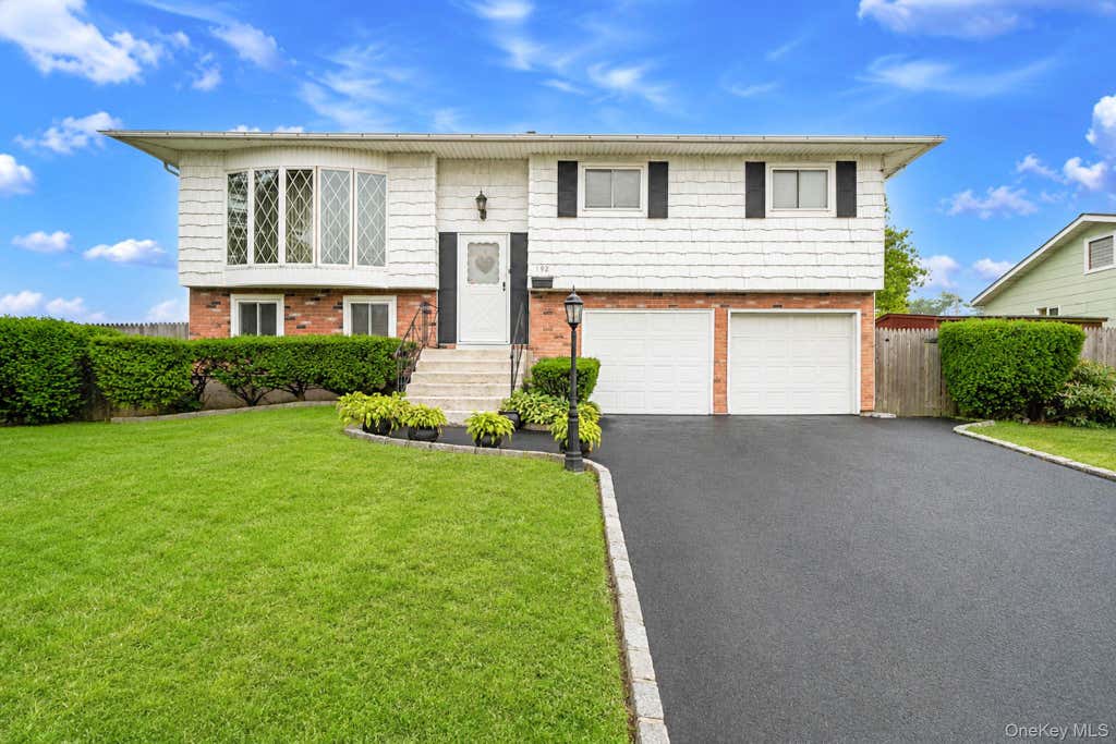 Photo of 192 Hancock Street, Brentwood, NY 11717 (MLS # 1023626)