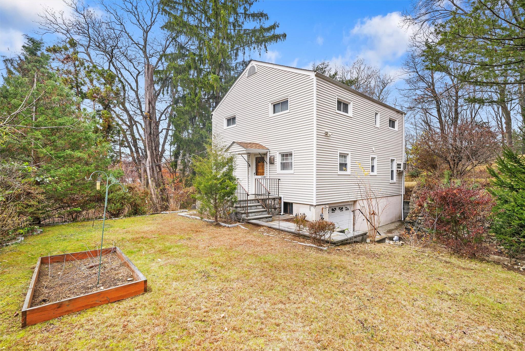 191 Cedar Lane, Ossining, New York image 3