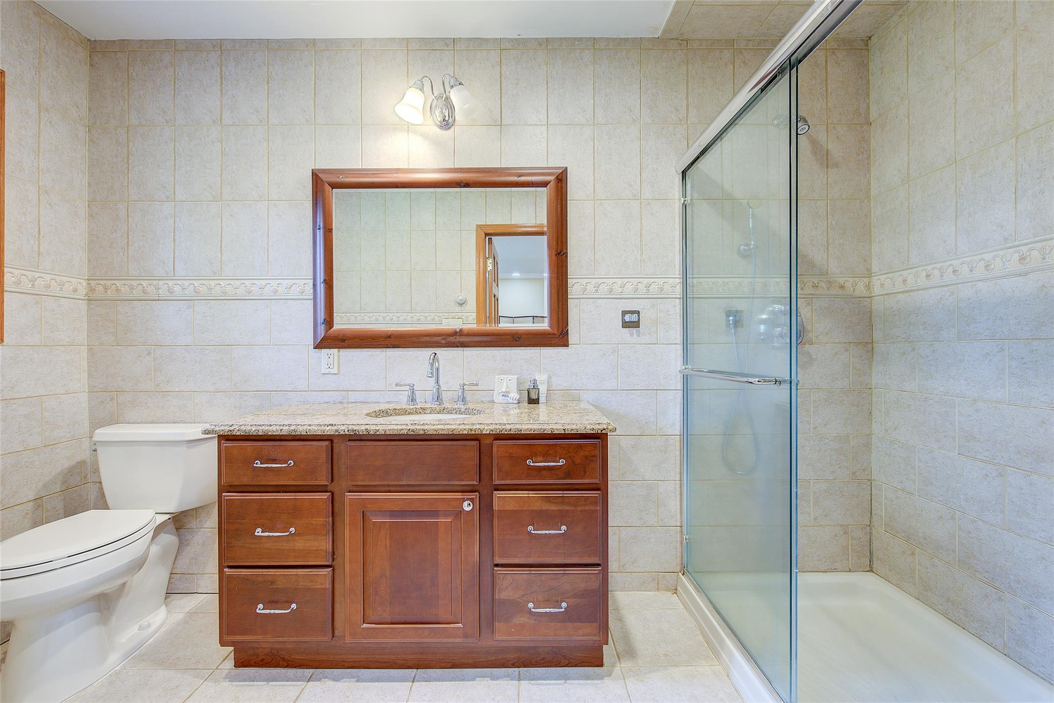 23 Sandra Drive, Dix Hills, New York image 19